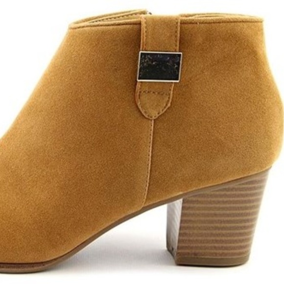 ALFANI WOMENS LEOH ANKLE BOOTIES, COGNAC - Picture 4 of 4